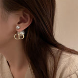Amira Pearl Earrings