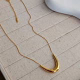 Stella U shape Necklace